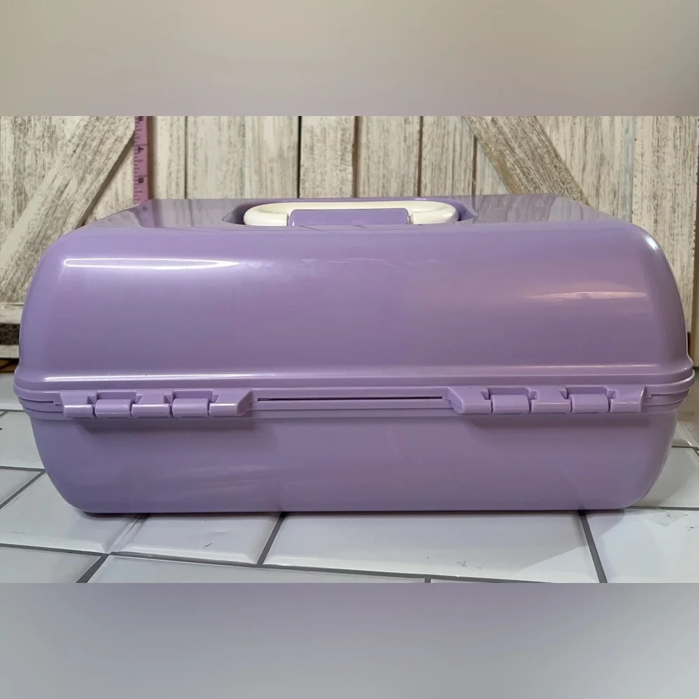 Caboodles Retro Purple Storage Box with Handle - Picture 2 of 6